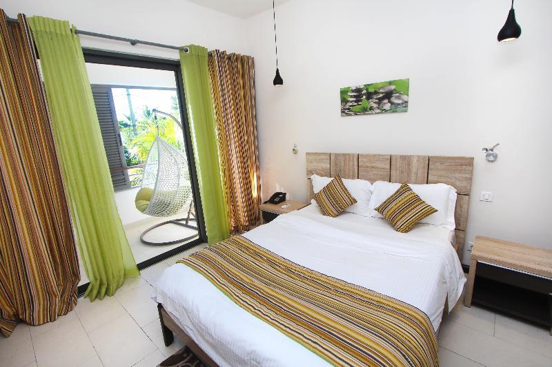 Nitzana Residences & Restaurant Appartement Pereybere Beach